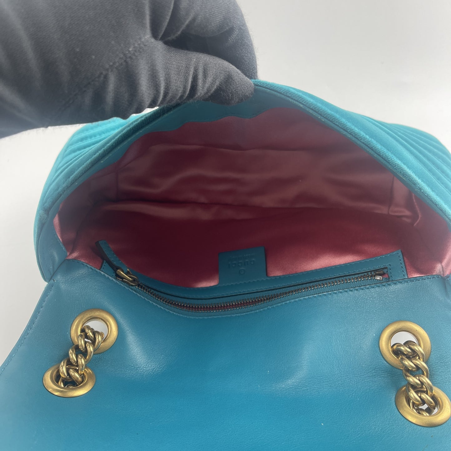 GUCCI GG Marmont Velour Chain Shoulder Bag
