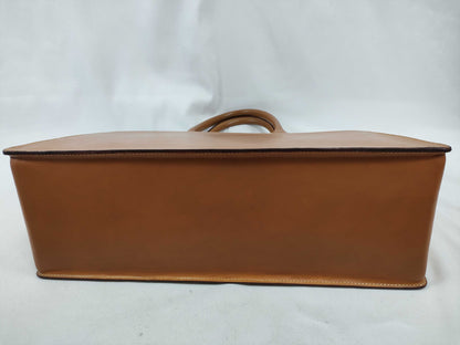 HERMES White Bass GM Handbag, Brown, D Stamp