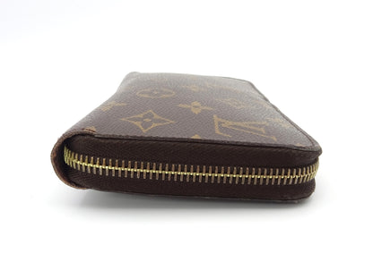 LOUIS VUITTON Monogram Zippy Wallet