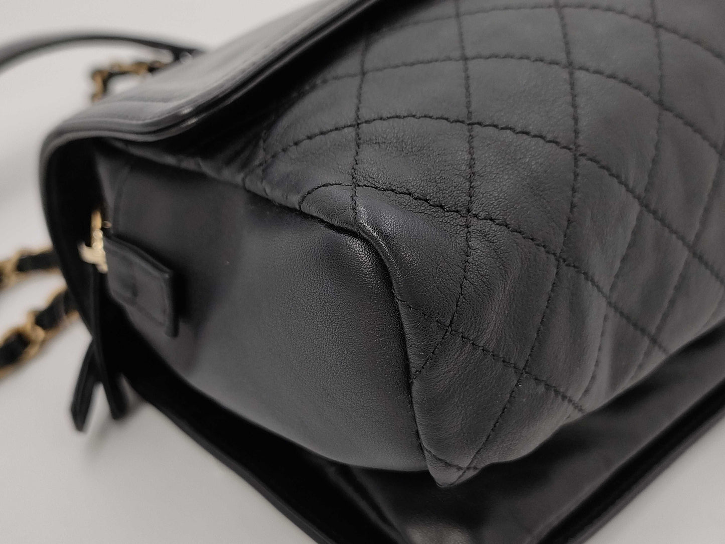 CHANEL Shoulder Bag Chain Shoulder Black Coco Mark Turn Lock Lambskin Matelasse