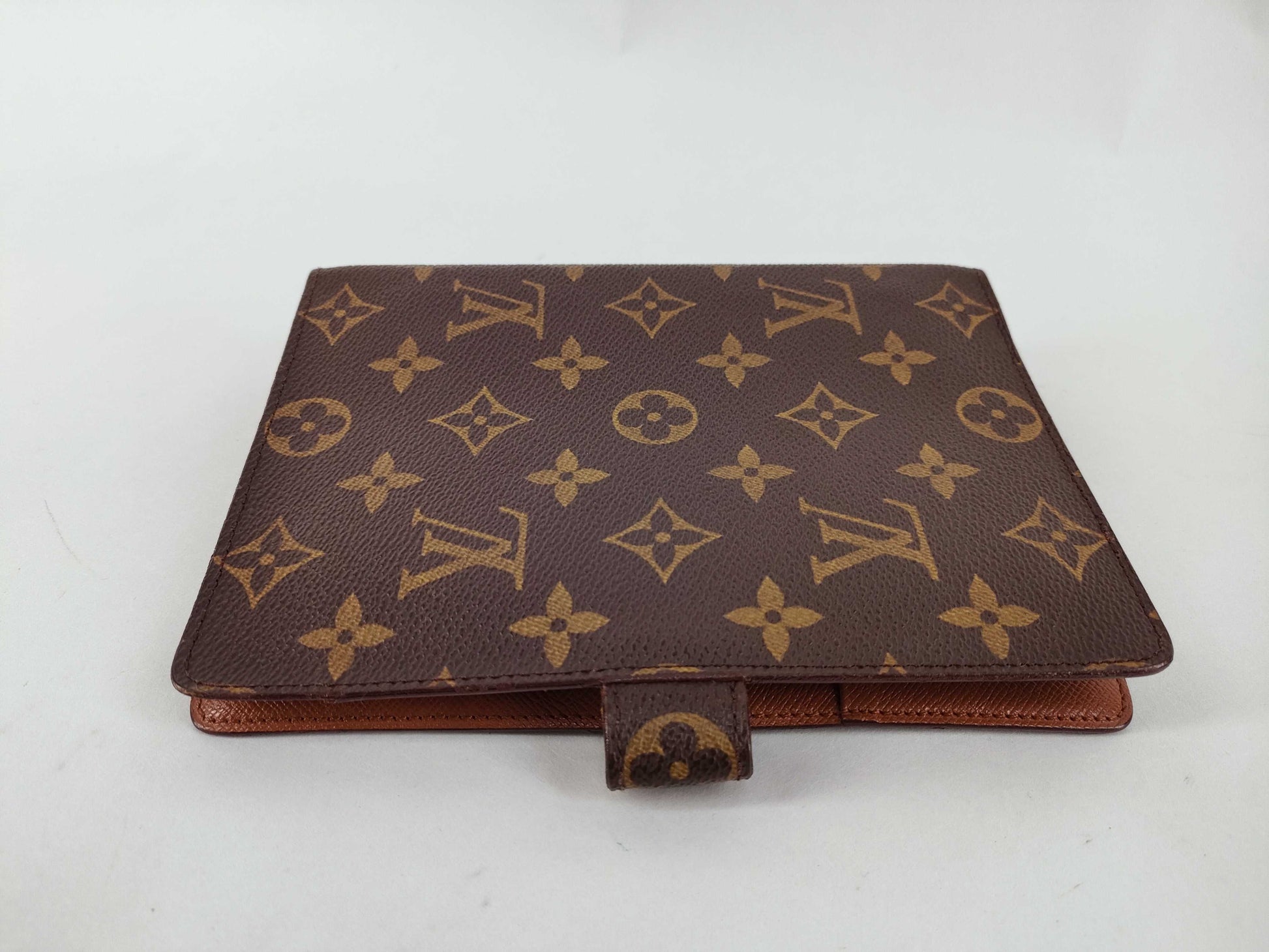 LOUIS VUITTON Agenda MM Notebook Cover