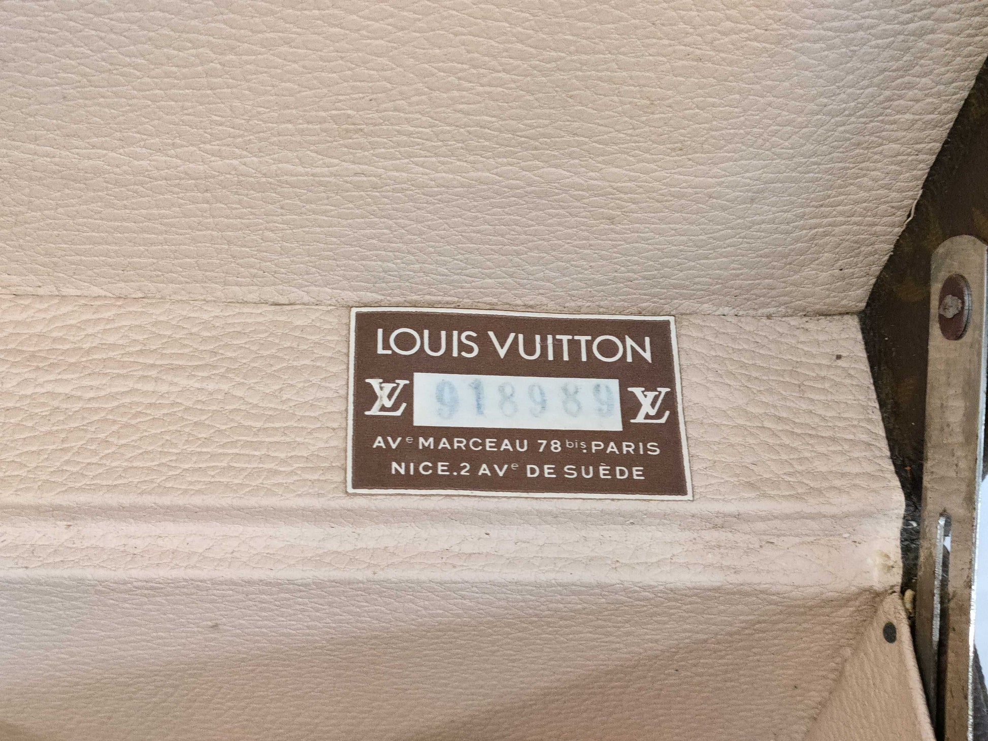 LOUIS VUITTON Monogram Visten 70 M21324 918989 Bag