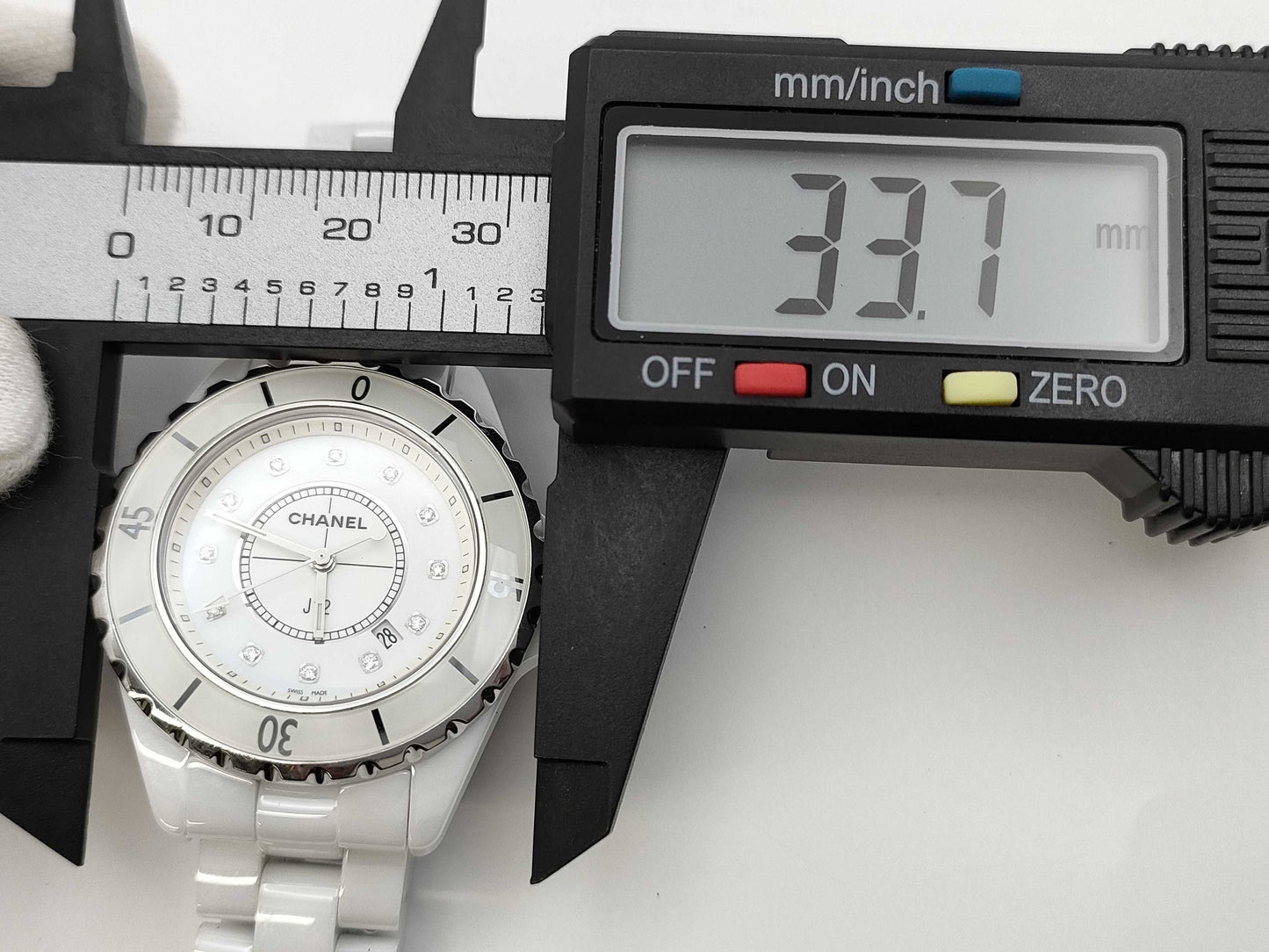 CHANEL J12 H1628 RFN50997 White Dial Quartz Boys' Watch
