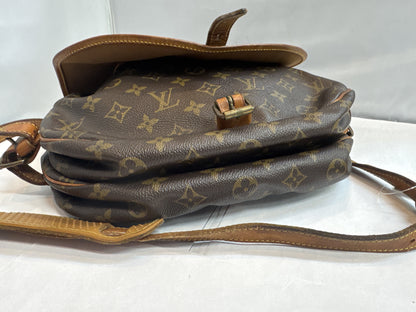 LOUIS VUITTON Saumur 30 Shoulder Bag