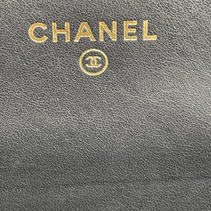CHANEL Boy Chanel Chain Shoulder Bag Chevron 22 Series Wallet