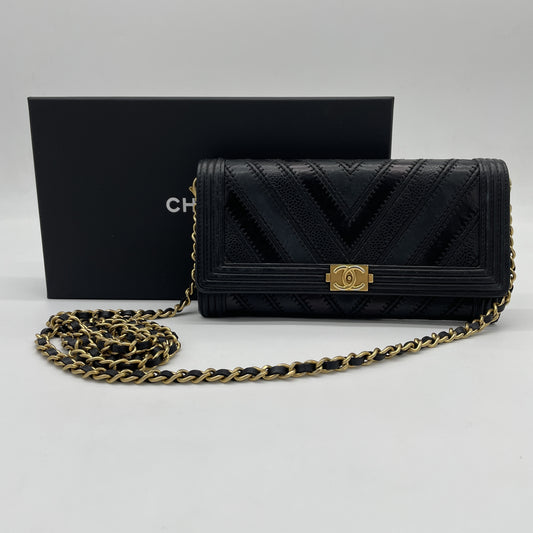 CHANEL Boy Chanel Chain Shoulder Bag Chevron 22 Series Wallet