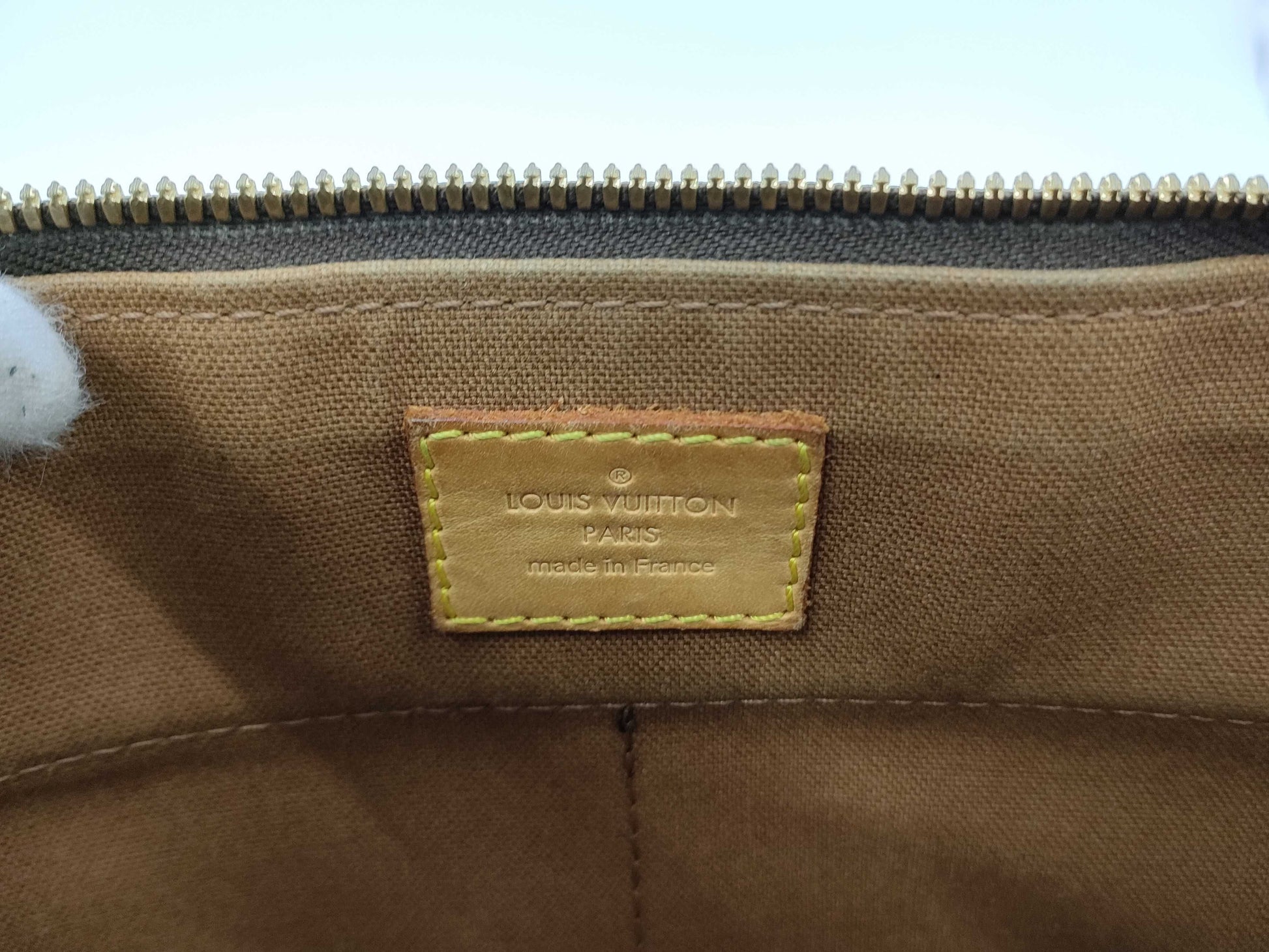 LOUIS VUITTON Popincourt Long Monogram Shoulder Bag M40008