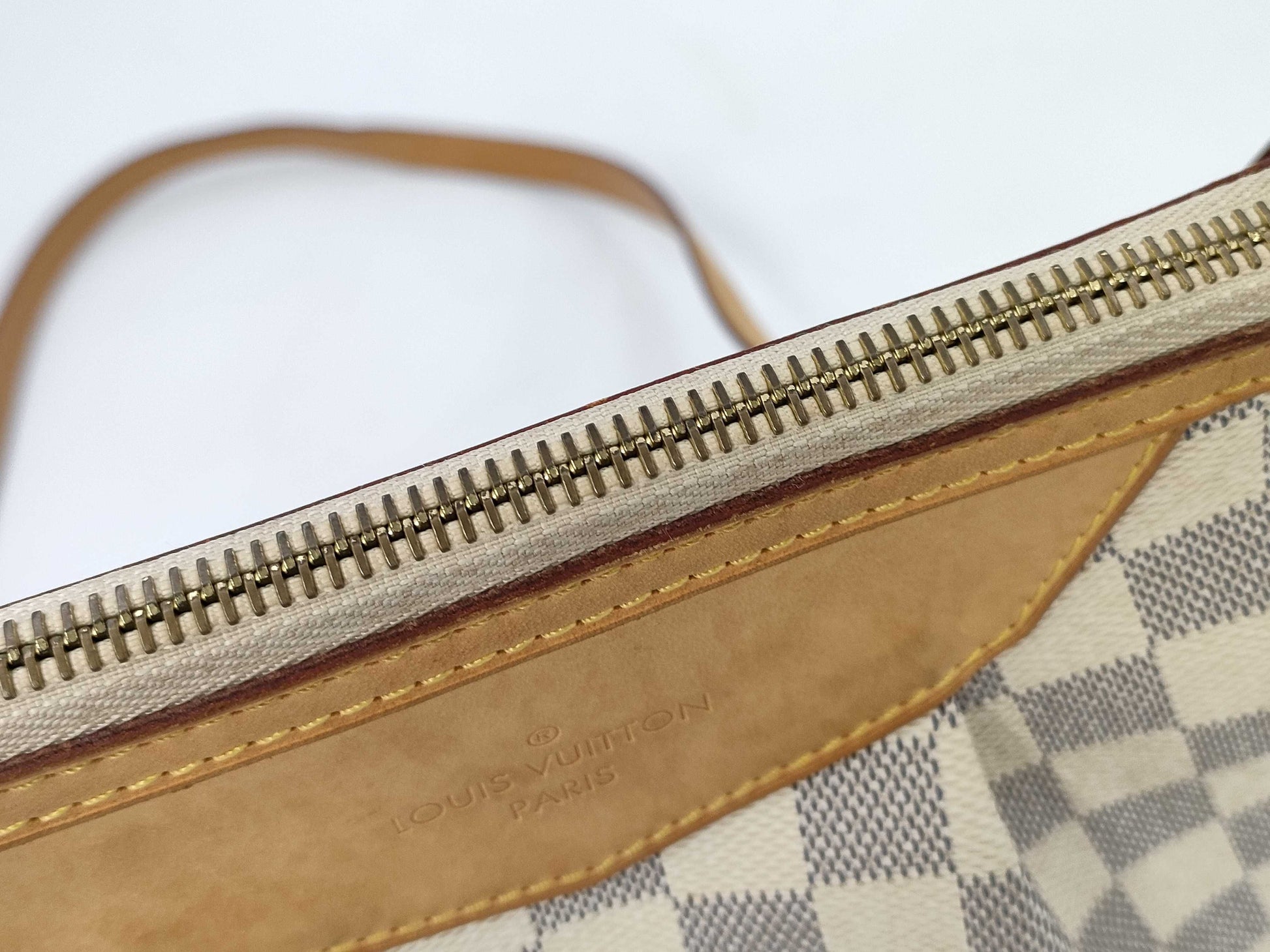 LOUIS VUITTON Damier Siracusa PM SP0193 Shoulder Bag