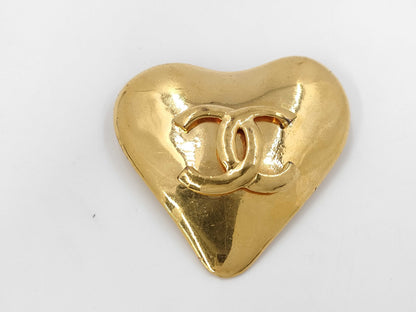 CHANEL Heart Gold BR Brooch