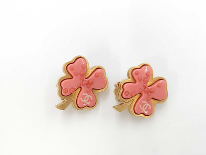 CHANEL Clover Coral x Gold YG Earrings