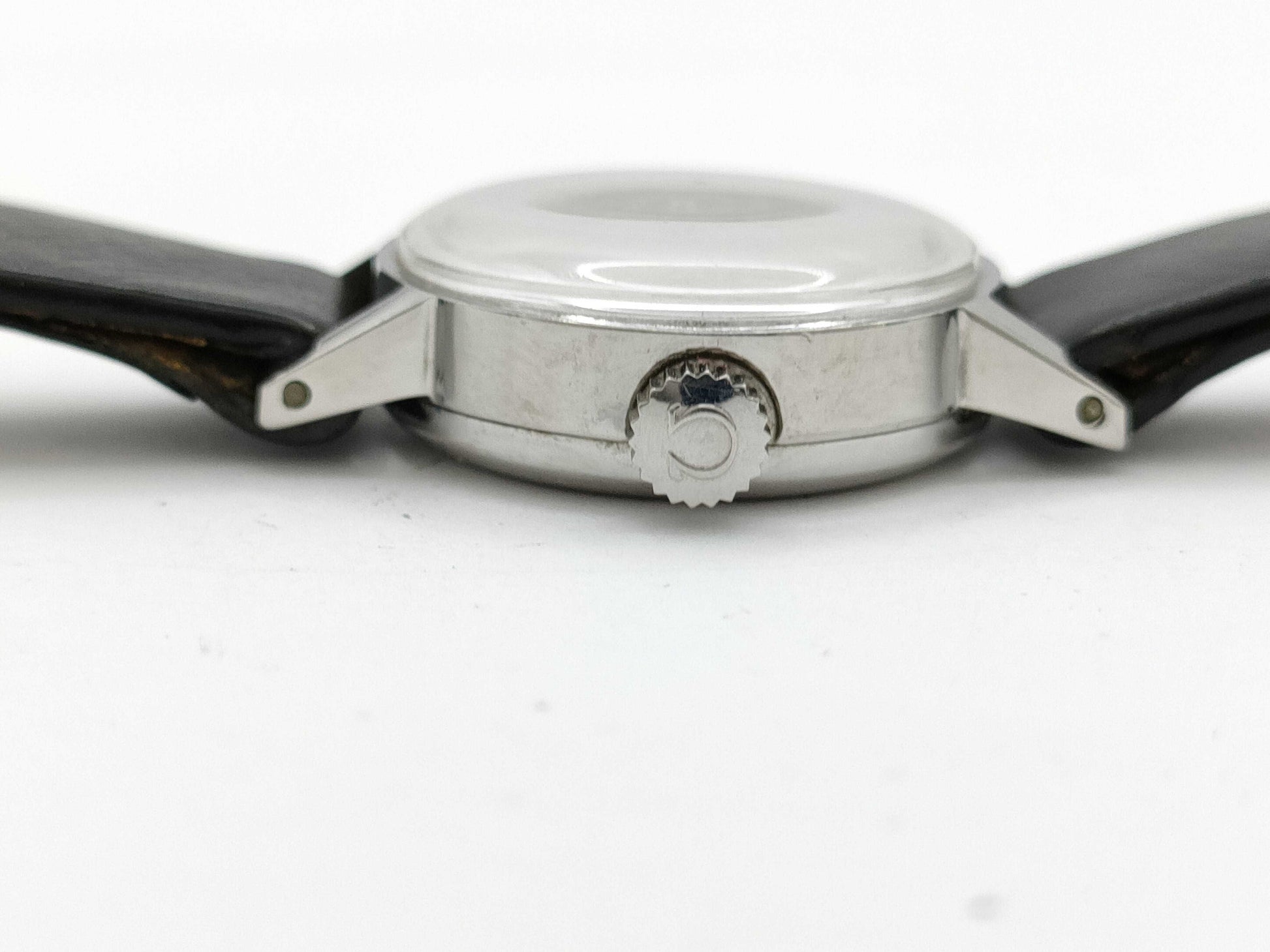 OMEGA Geneve Round Ladies Cal.485 Women's Watch