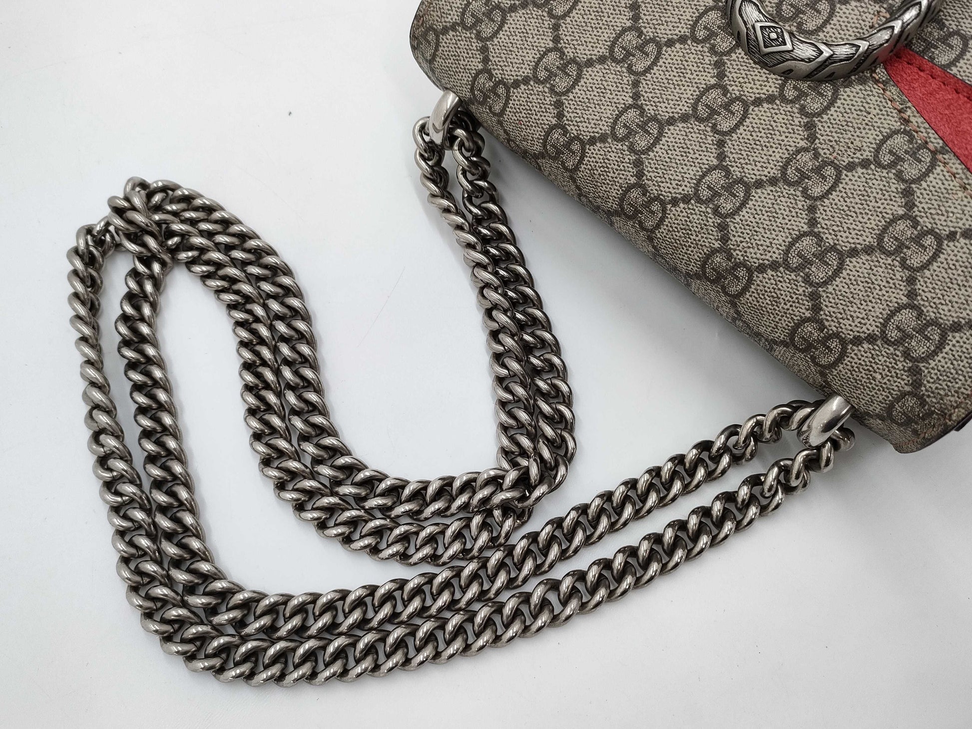 GUCCI 421970 GG Supreme Dionysus Chain Shoulder Bag