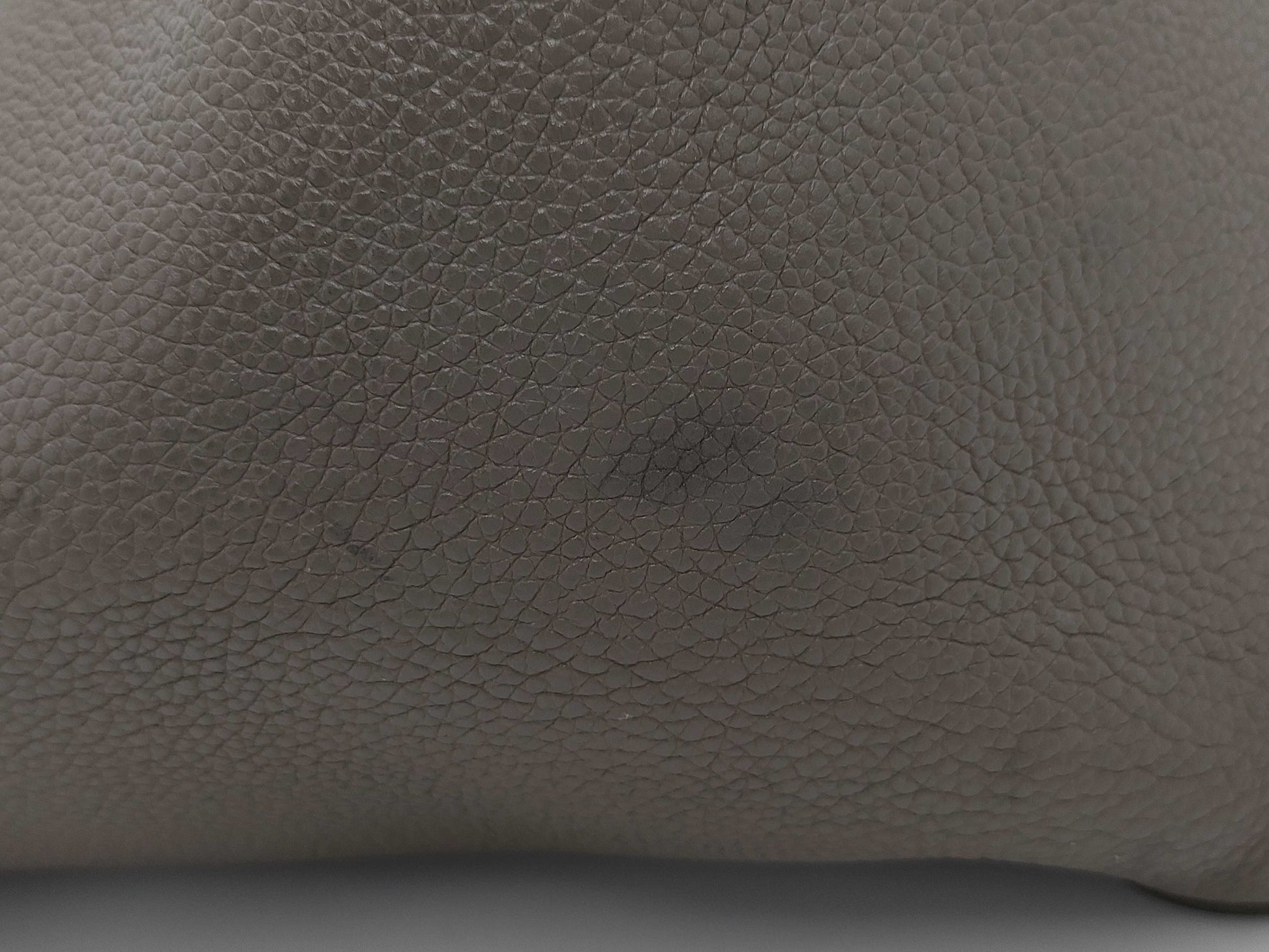CELINE Cabas Phantom Medium Leather Tote Bag