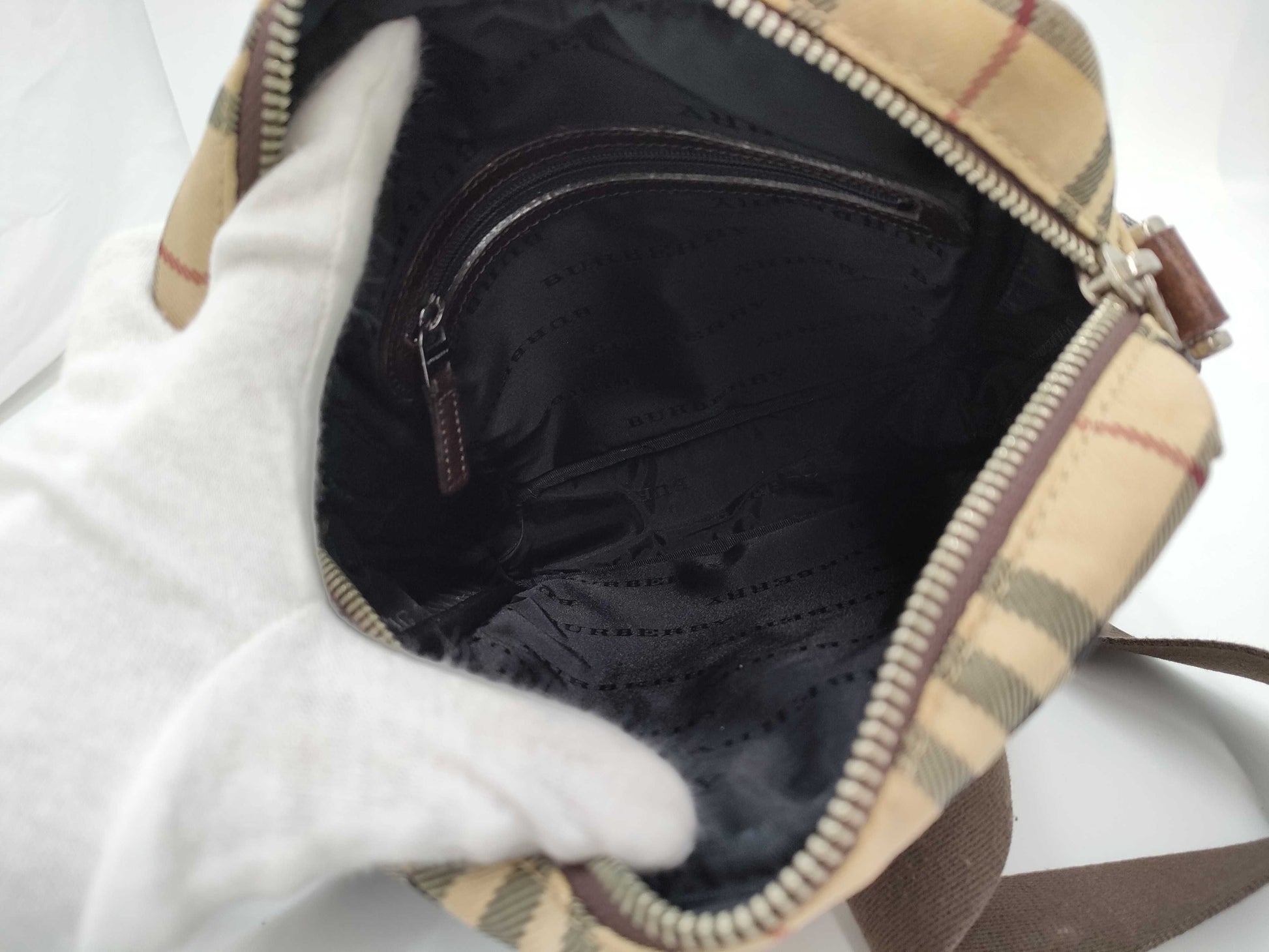 BURBERRY Nova Check Logo Plate Shoulder Bag