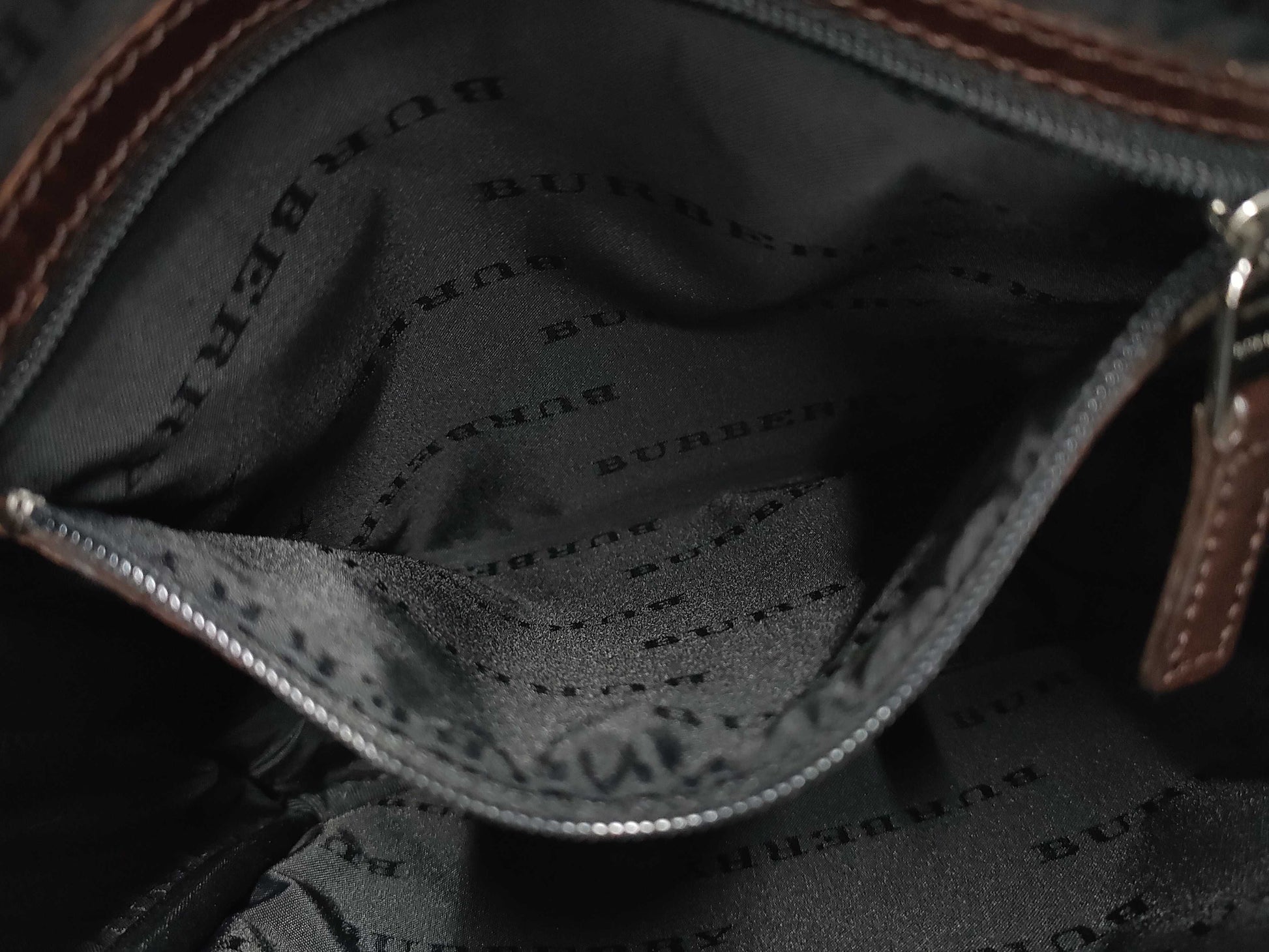 BURBERRY Nova Check Logo Plate Shoulder Bag