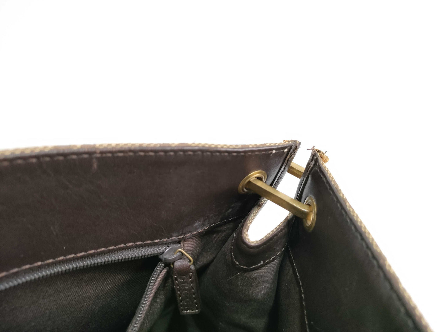 GUCCI GG Canvas Shoulder Bag