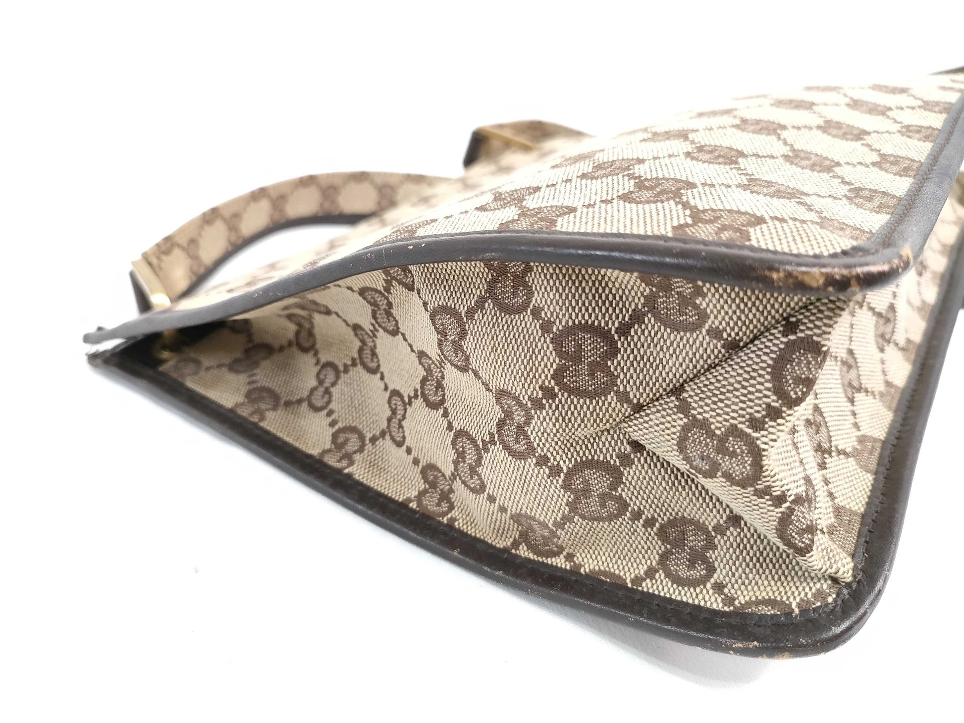 GUCCI GG Canvas Shoulder Bag