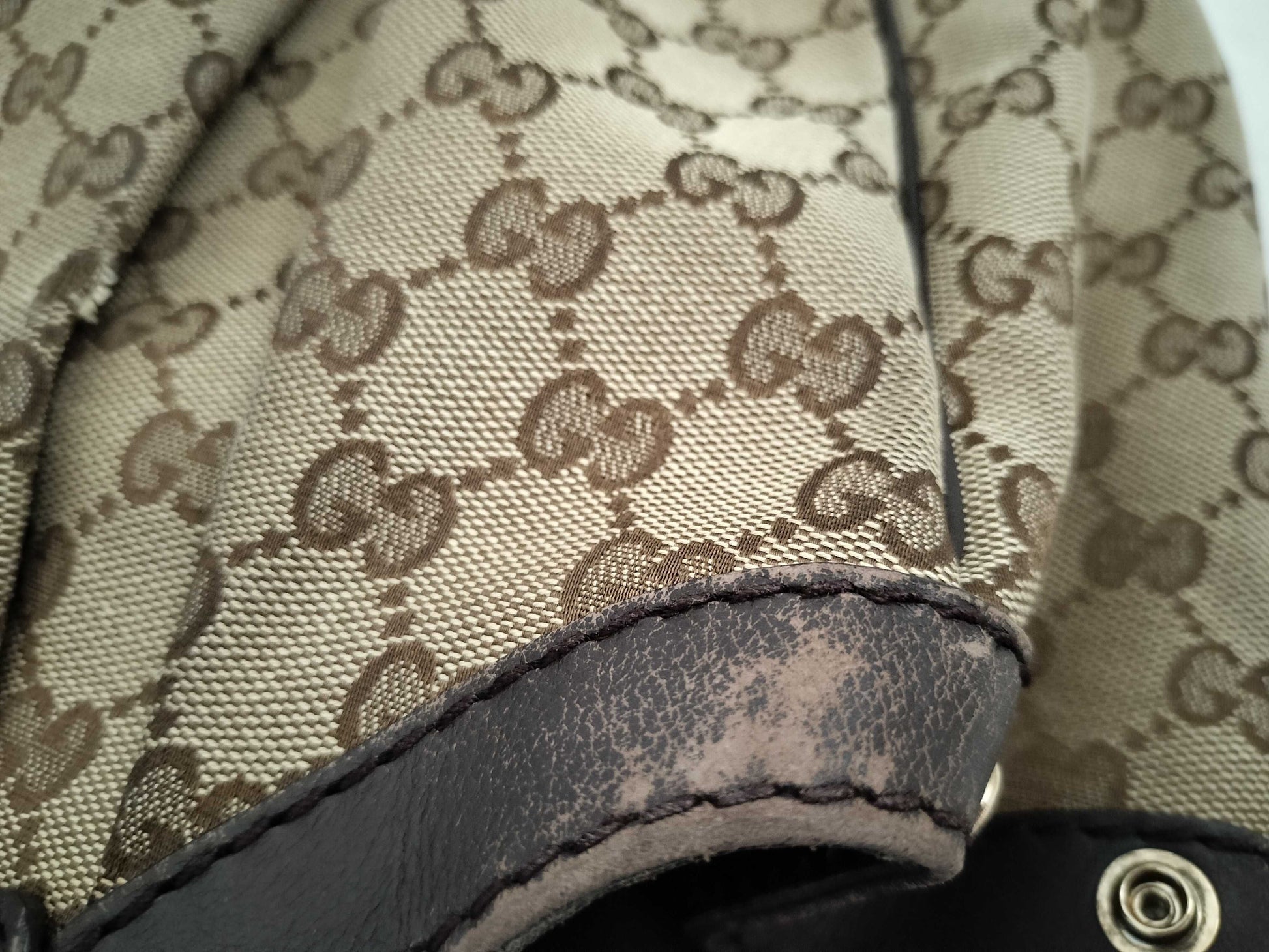 GUCCI GG Canvas Sukey Handbag