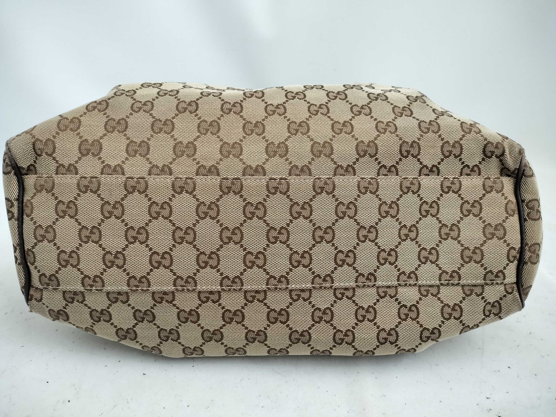 GUCCI GG Canvas Sukey Handbag