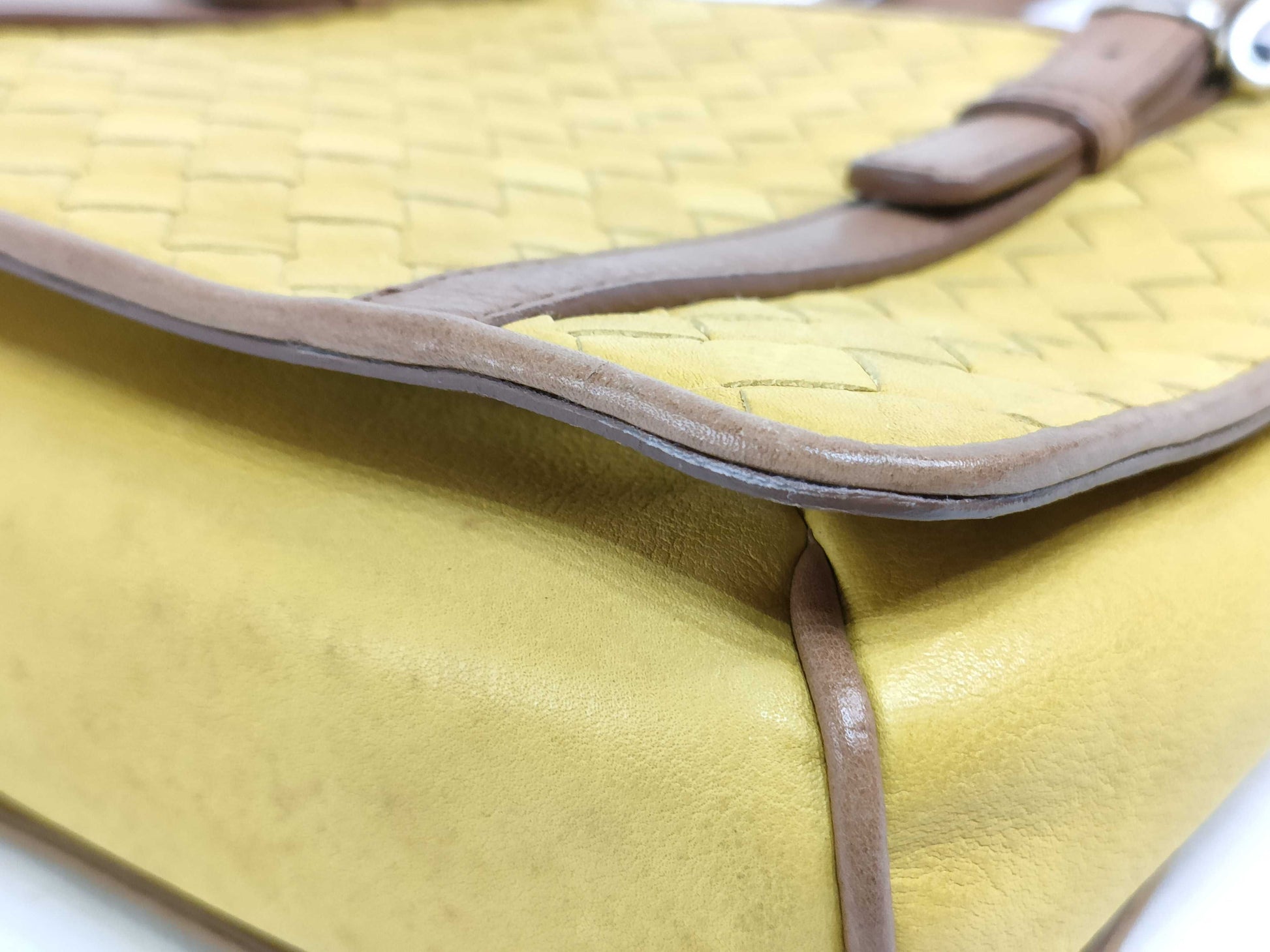 BOTTEGA VENETA Intrecciato Leather Handbag Two-Tone Handbag