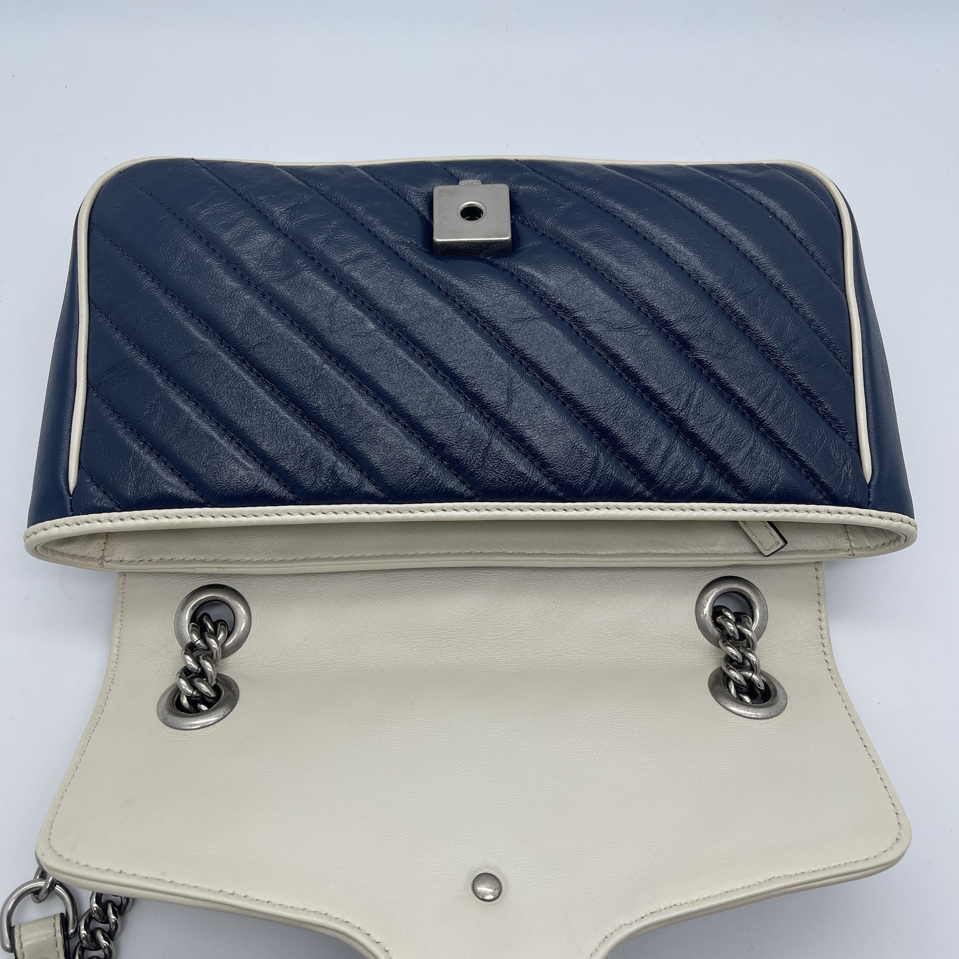 GUCCI GG Marmont Chain Shoulder Bag