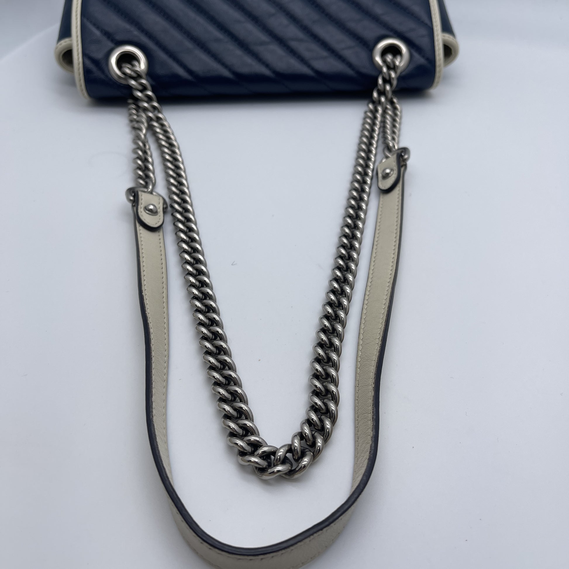 GUCCI GG Marmont Chain Shoulder Bag
