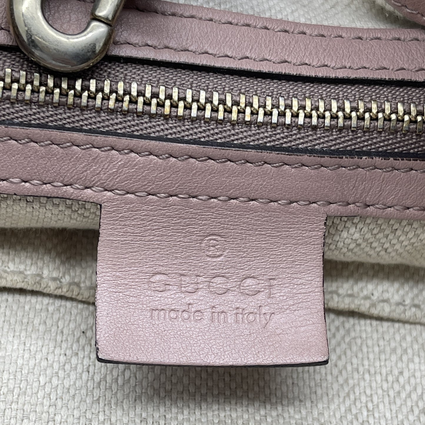GUCCI Soho Chain Shoulder Bag