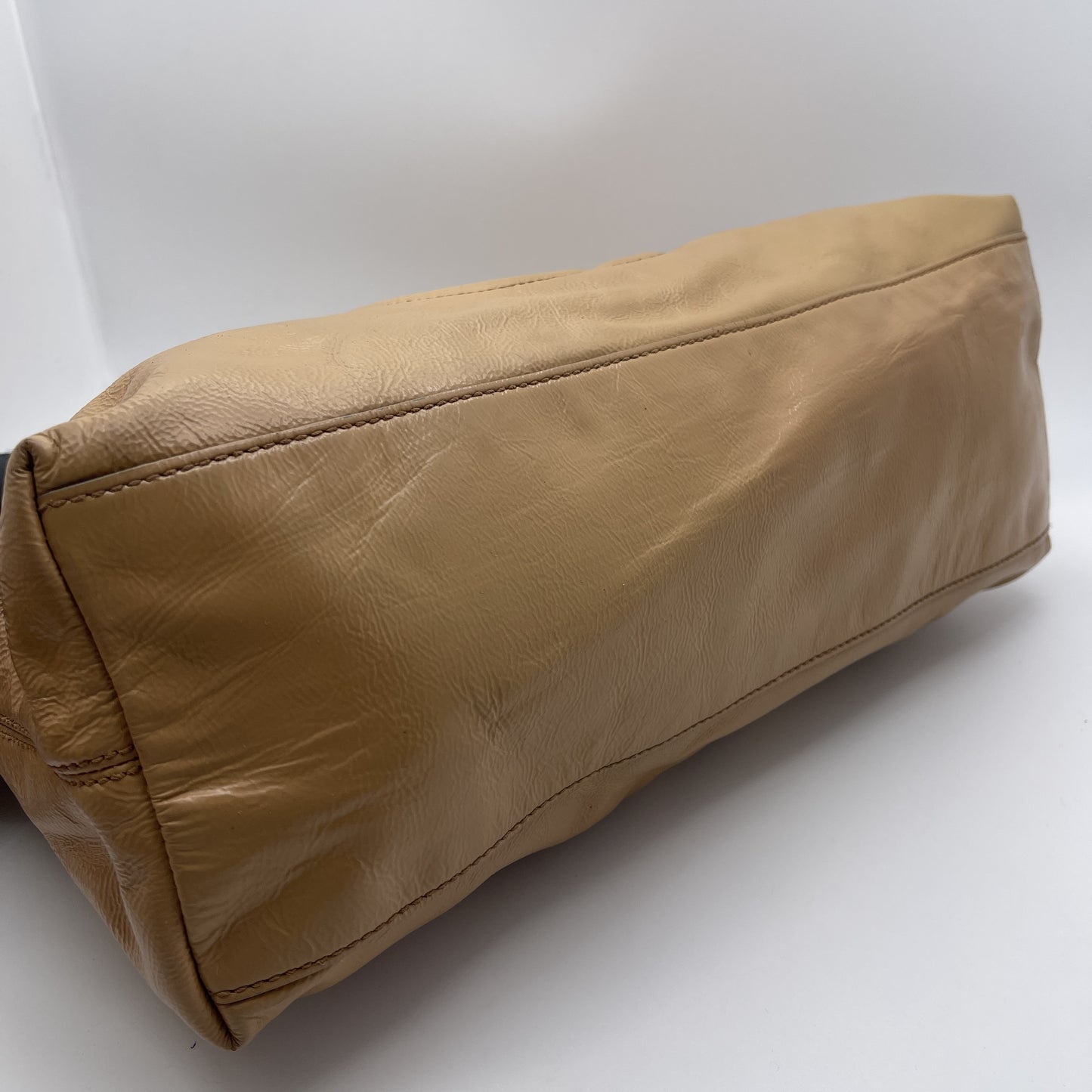 GUCCI Soho Chain Shoulder Bag
