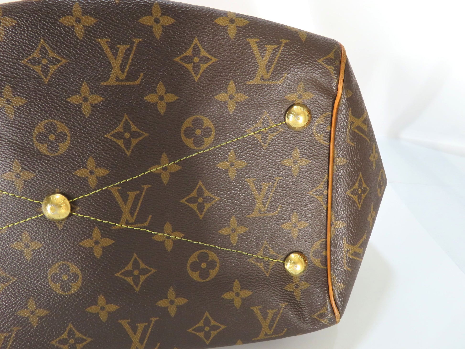LOUIS VUITTON Monogram Tivoli GM M40144 MB0161 Shoulder Bag