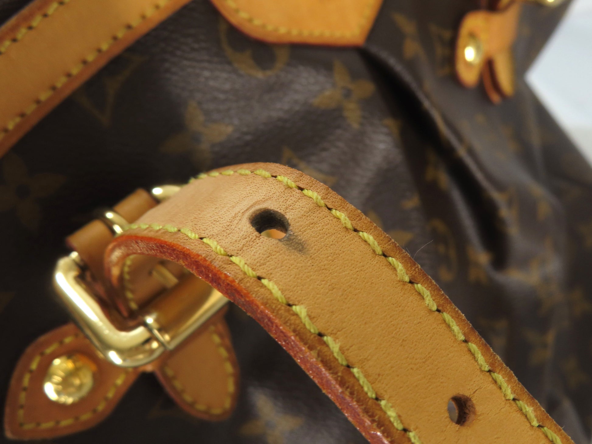 LOUIS VUITTON Monogram Tivoli GM M40144 MB0161 Shoulder Bag