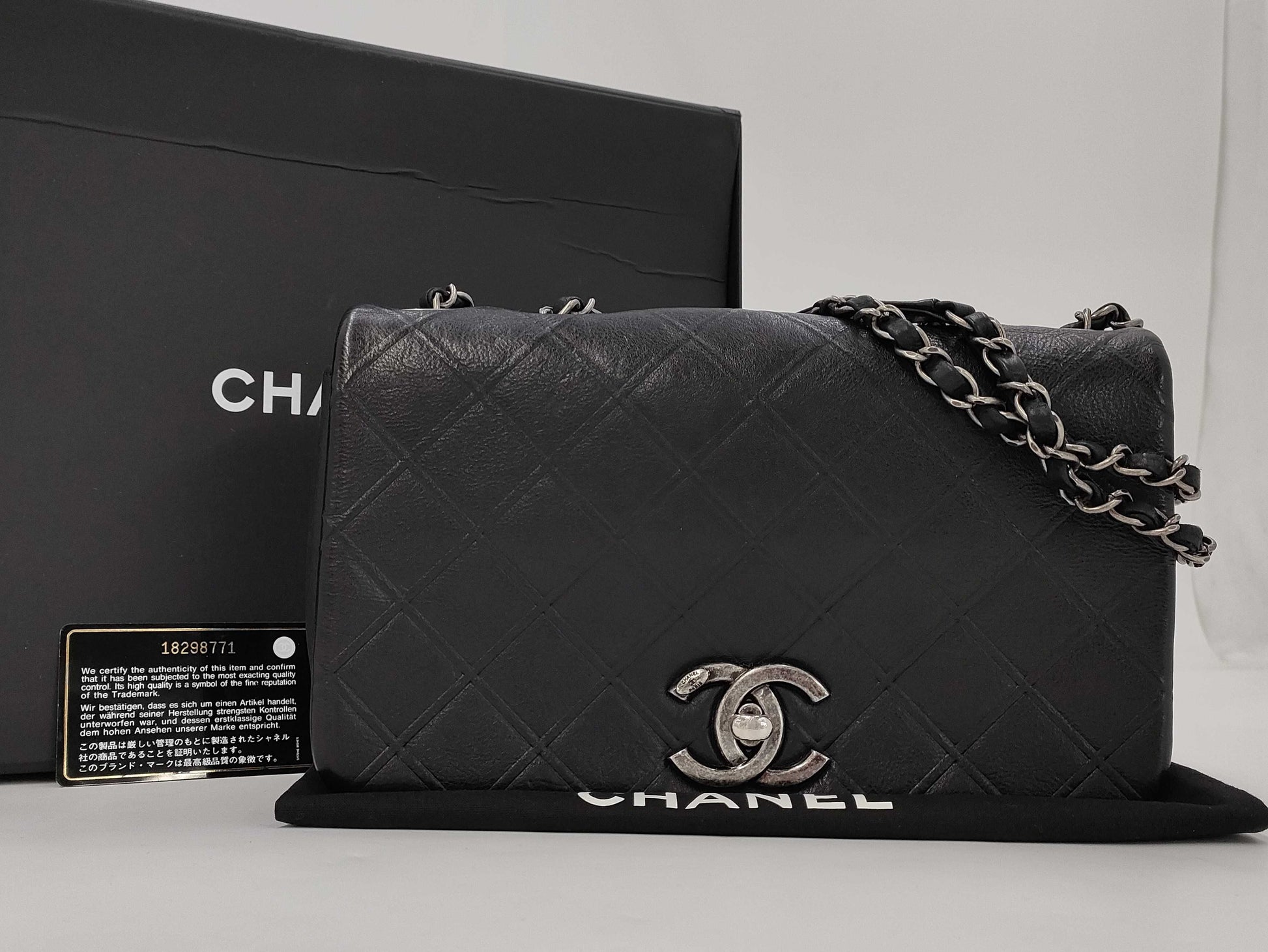 CHANEL Single Flap Bicolor Chain Shoulder Bag in Black Calfskin