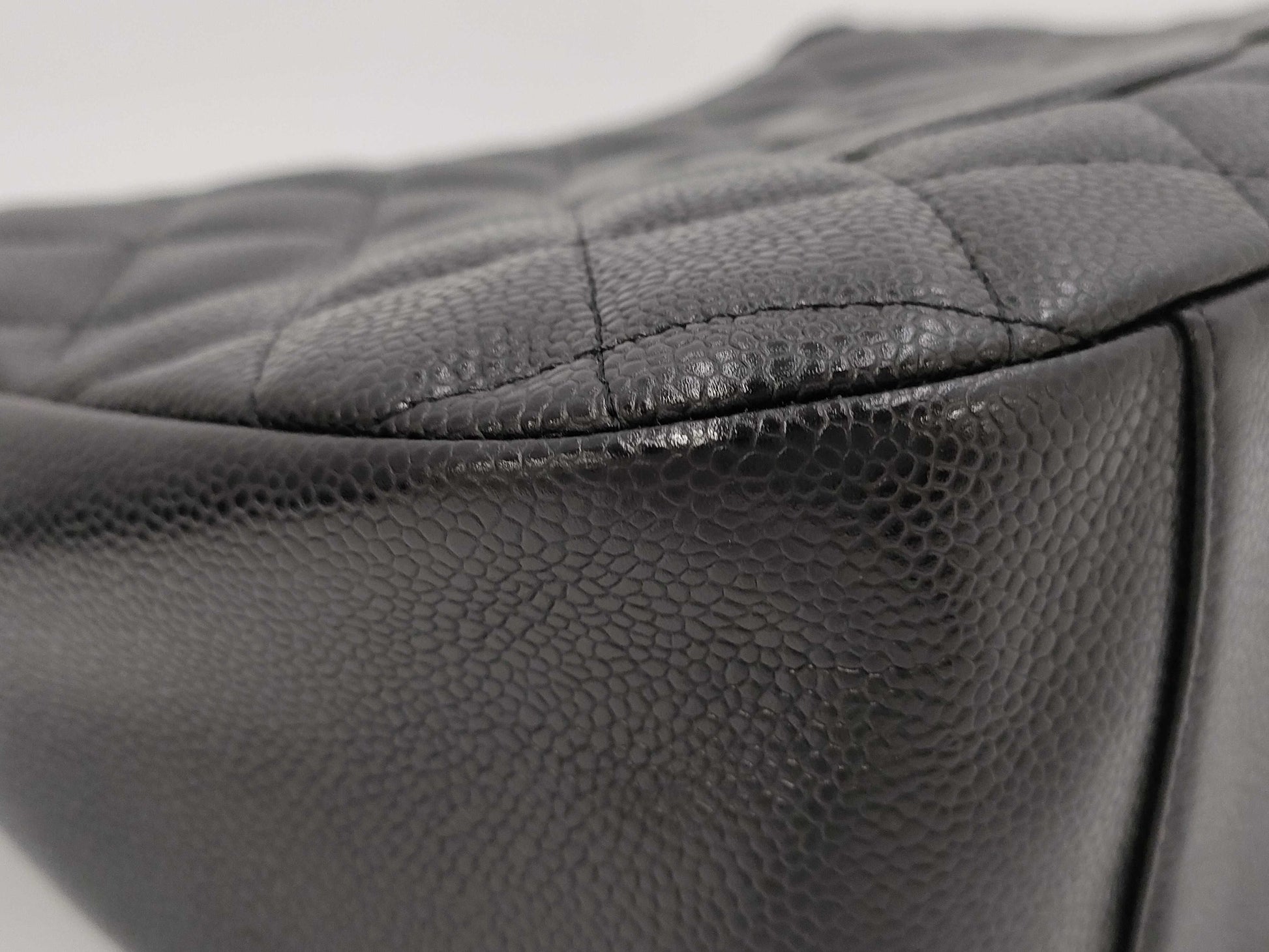 CHANEL Crescent Moon One-Shoulder Caviar Black GP Shoulder Bag