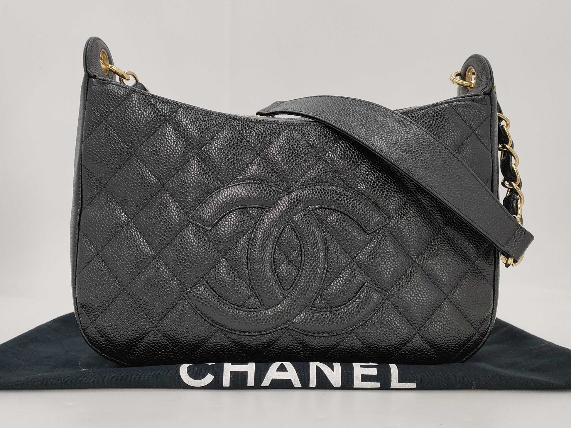 CHANEL Crescent Moon One-Shoulder Caviar Black GP Shoulder Bag