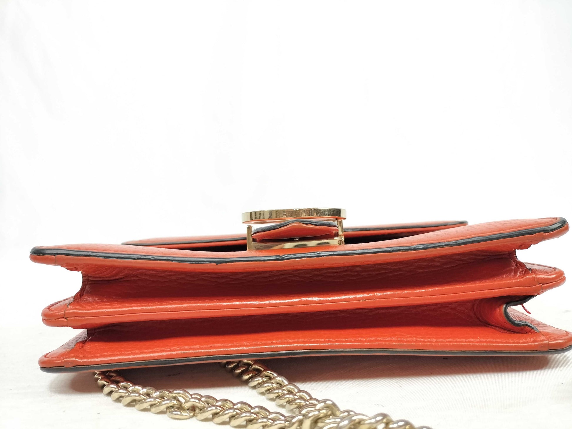 GUCCI Interlocking G Leather Chain Shoulder Bag