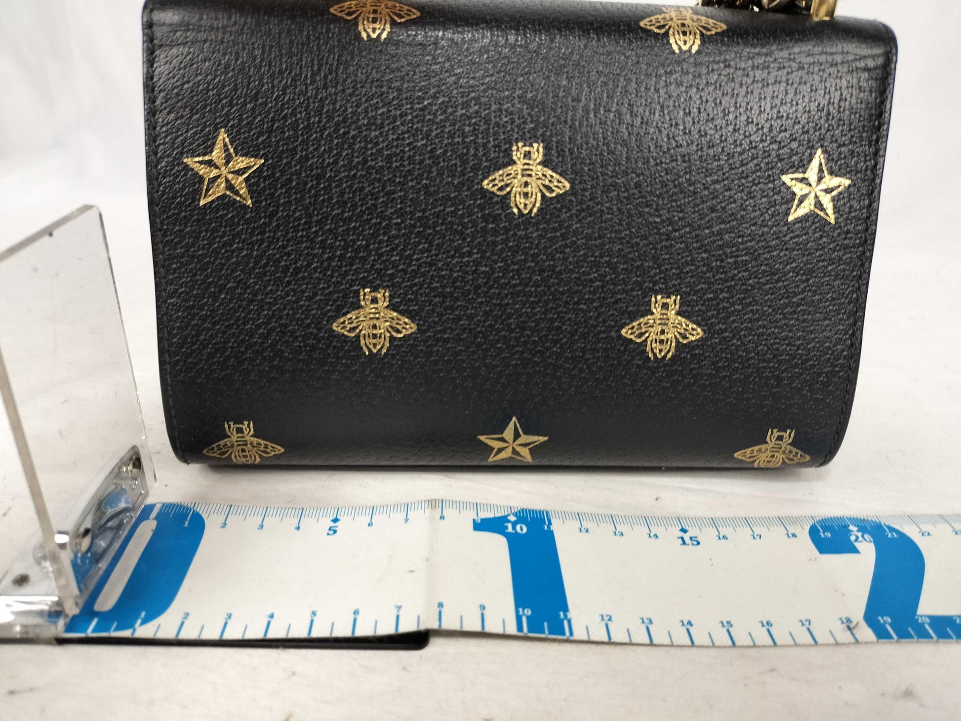 GUCCI Padlock Black Bee Chain Shoulder Bag