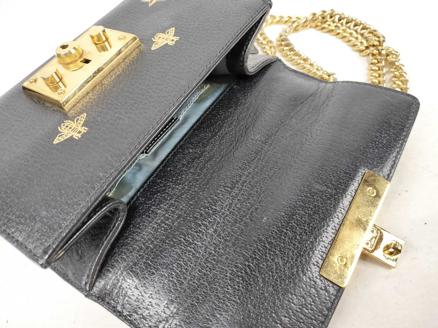 GUCCI Padlock Black Bee Chain Shoulder Bag
