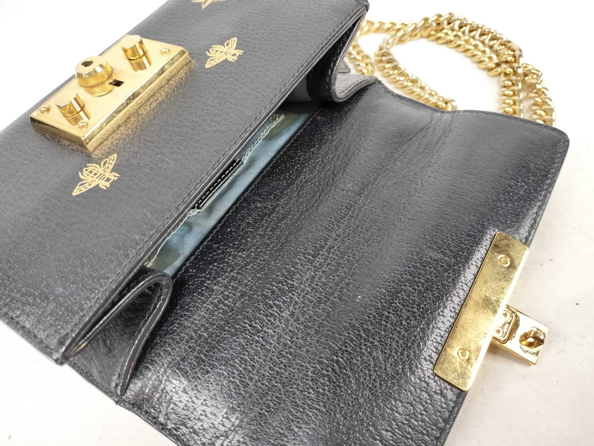 GUCCI Padlock Black Bee Chain Shoulder Bag