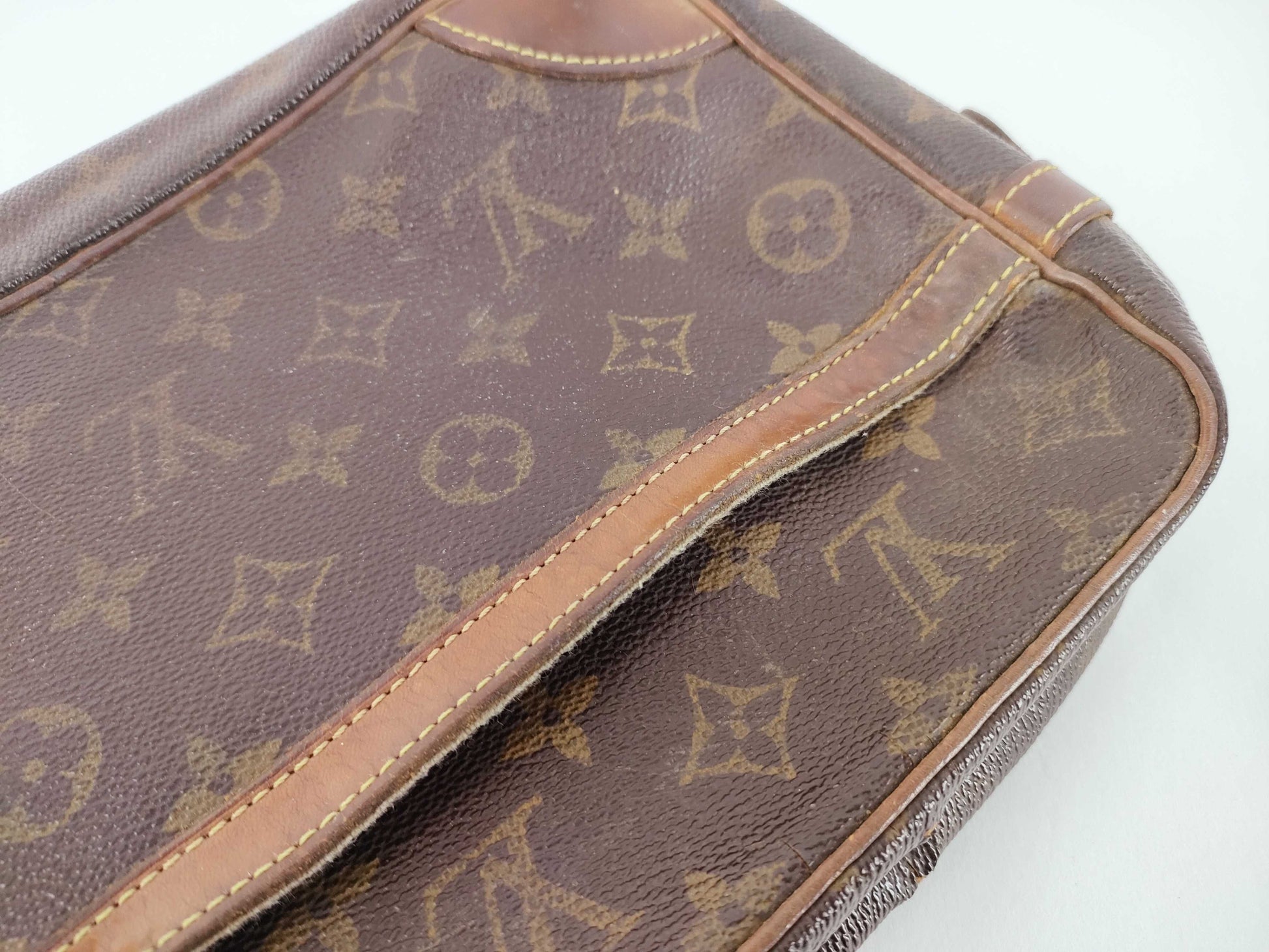 LOUIS VUITTON Monogram Louis Vuitton Second Bag Second Bag