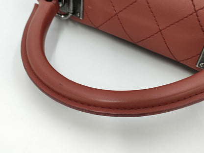 CHANEL Leather Handbag 22217391
