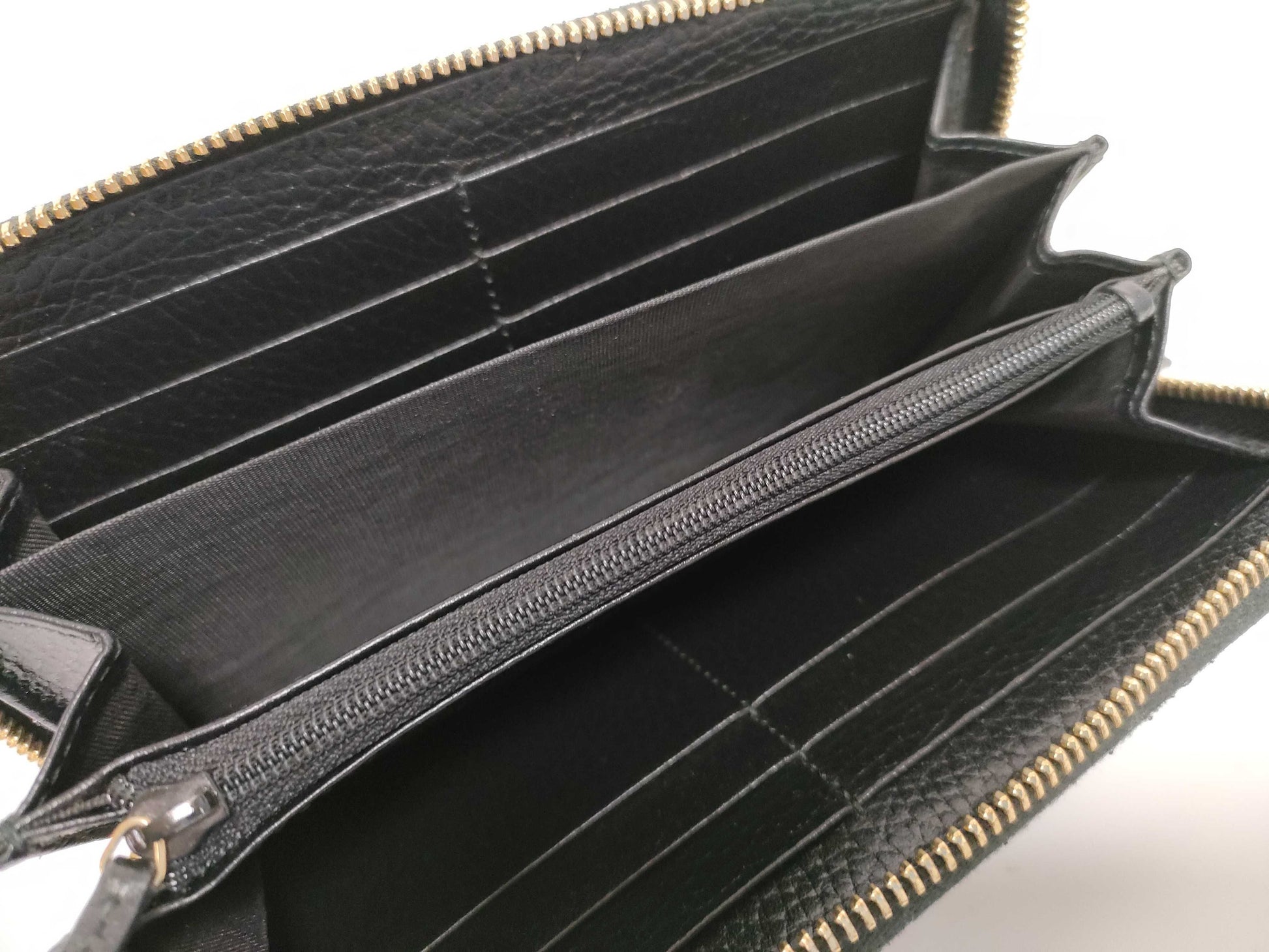 GUCCI GG Supreme Round Zip Long Wallet GG Supreme 456117 Wallet
