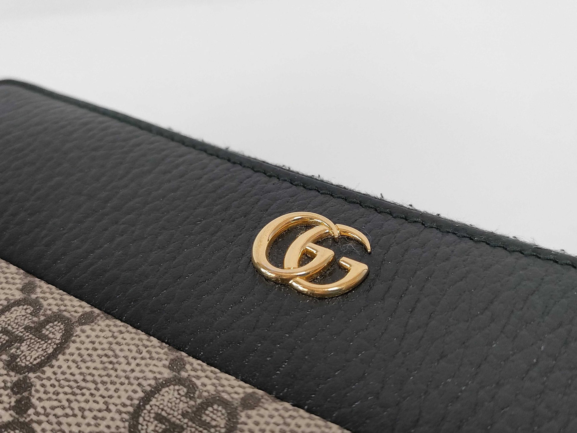 GUCCI GG Supreme Round Zip Long Wallet GG Supreme 456117 Wallet