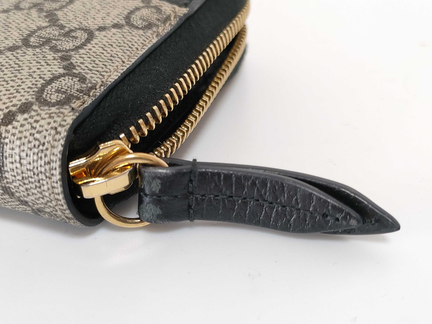 GUCCI GG Supreme Round Zip Long Wallet GG Supreme 456117 Wallet