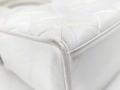 CHANEL Matelasse Hand White 2403494 Handbag