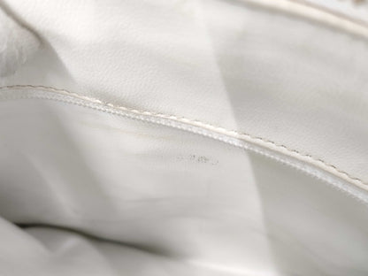 CHANEL Matelasse Hand White 2403494 Handbag