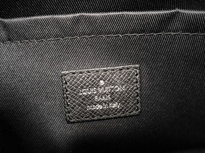 LOUIS VUITTON Taiga Outdoor Messenger PM M33435 FO1168 Black RFID Enabled Shoulder Bag