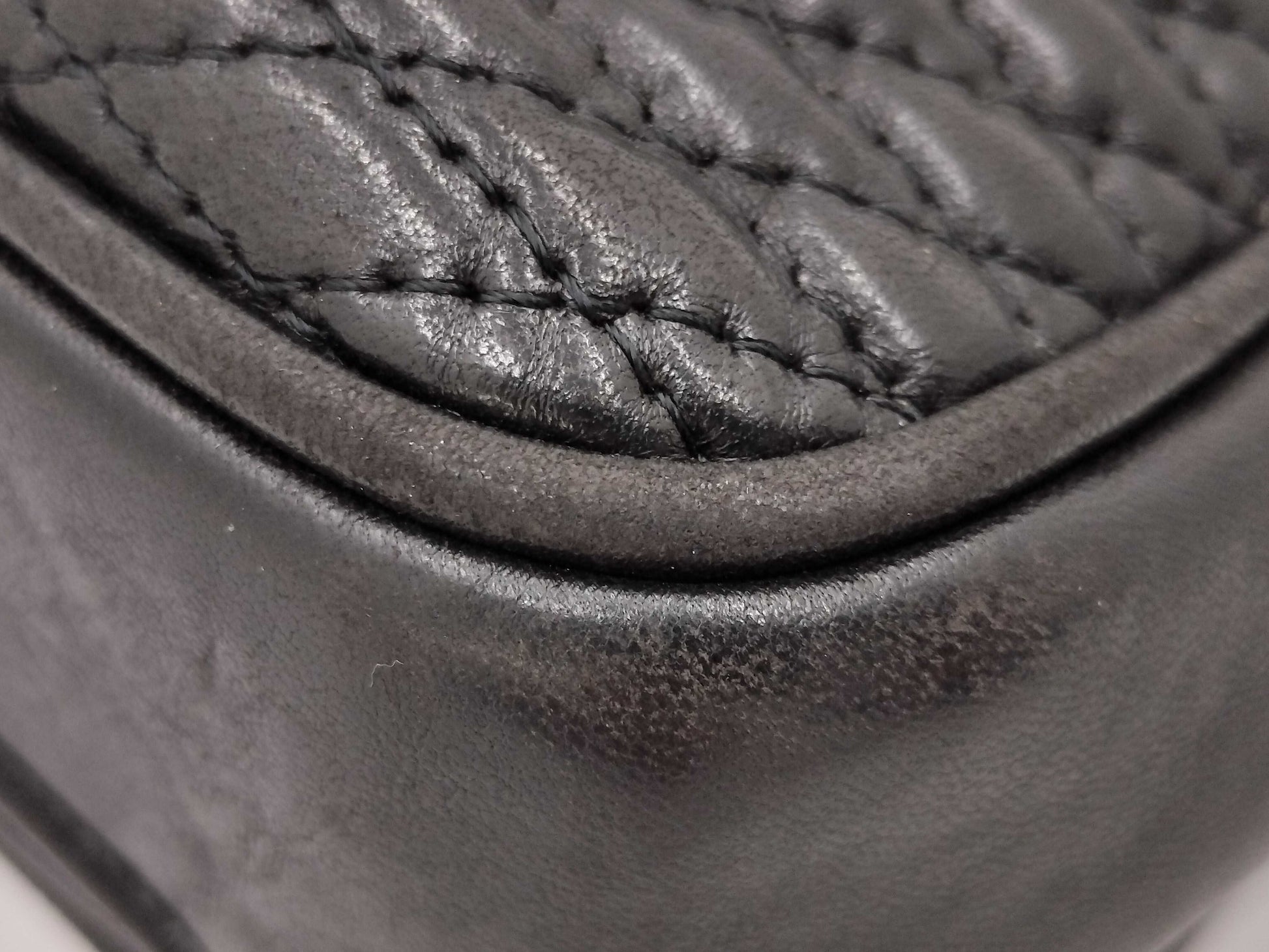 BALLY Chain Shoulder Bag Black Quilted Bag