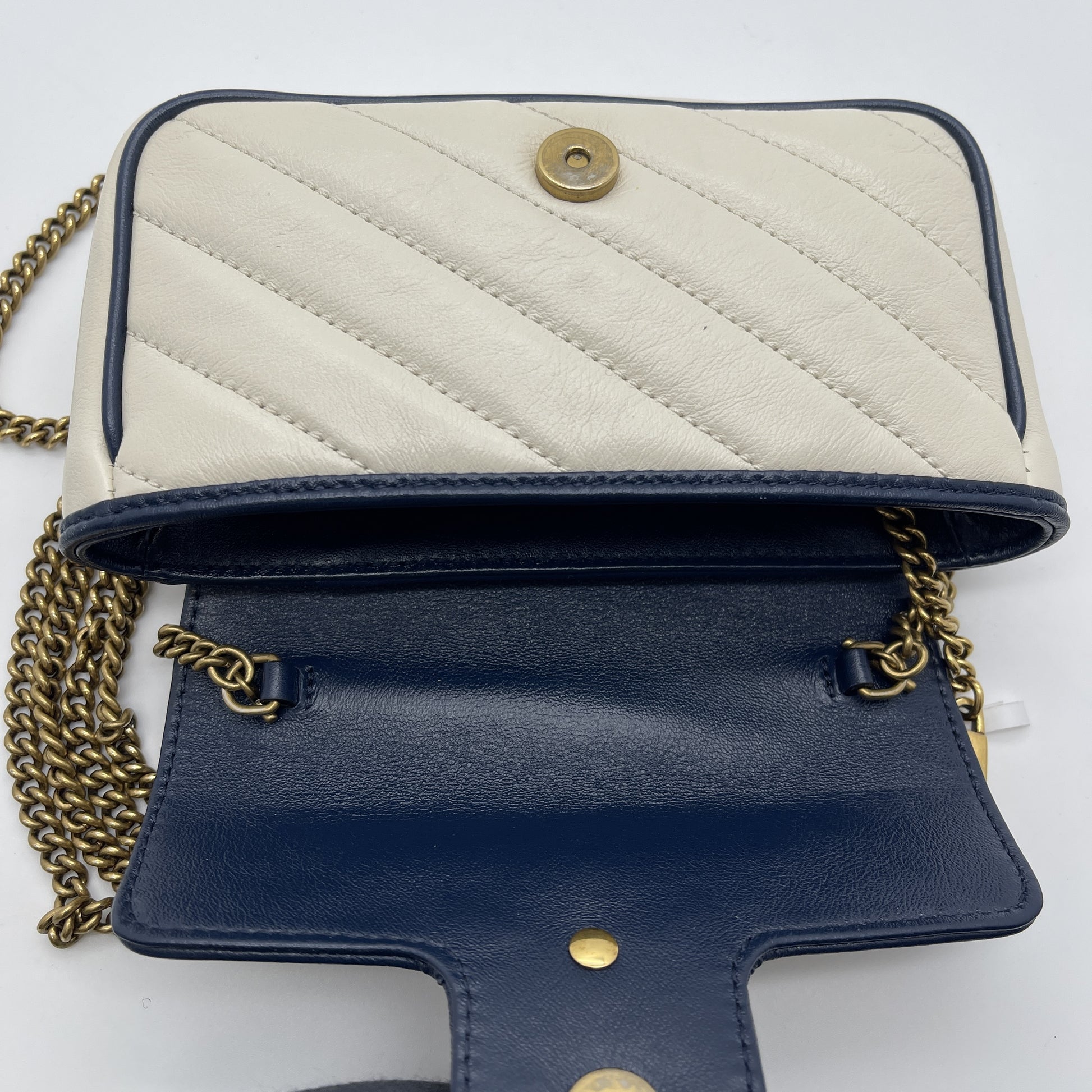 GUCCI GG Marmont Chain Shoulder Bag