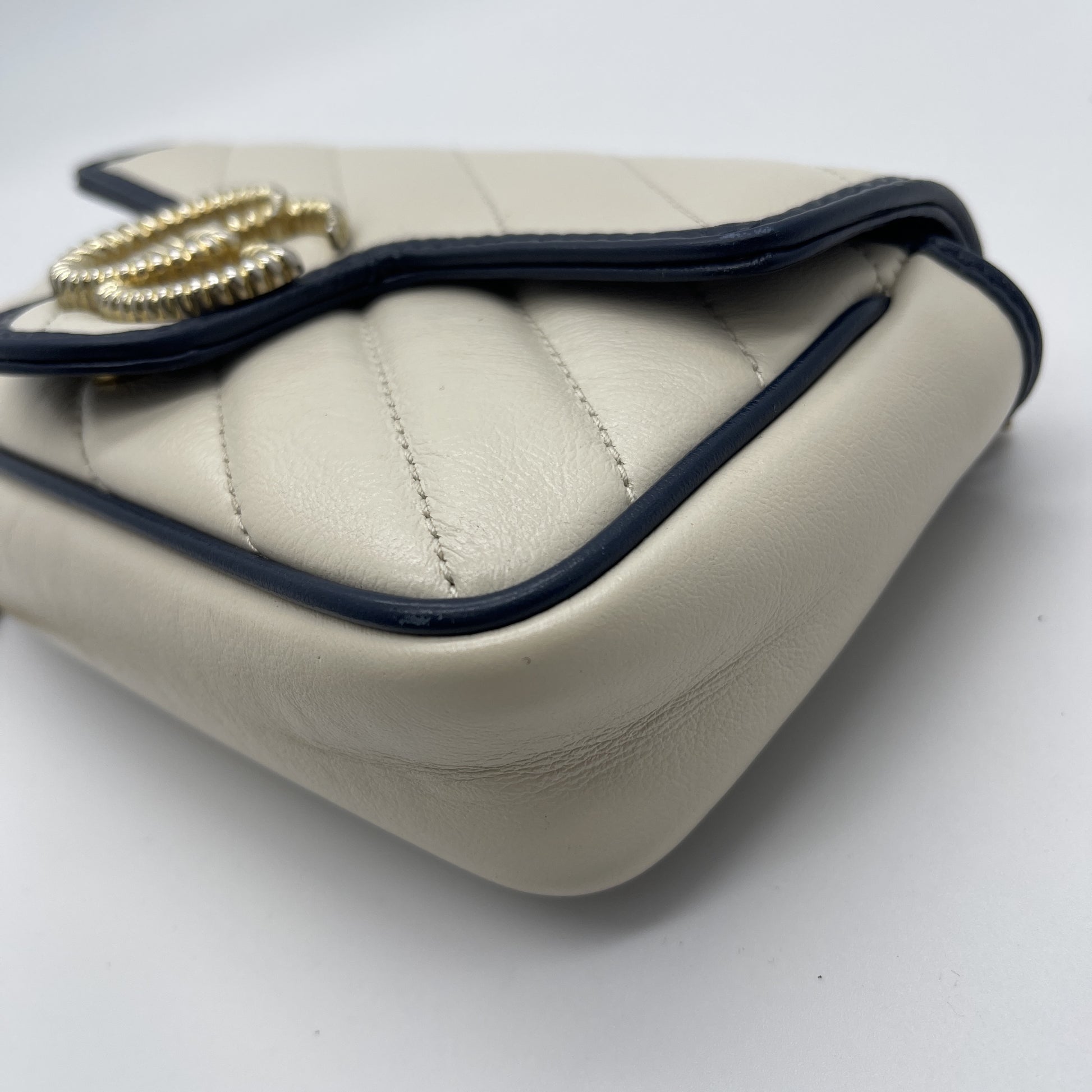 GUCCI GG Marmont Chain Shoulder Bag