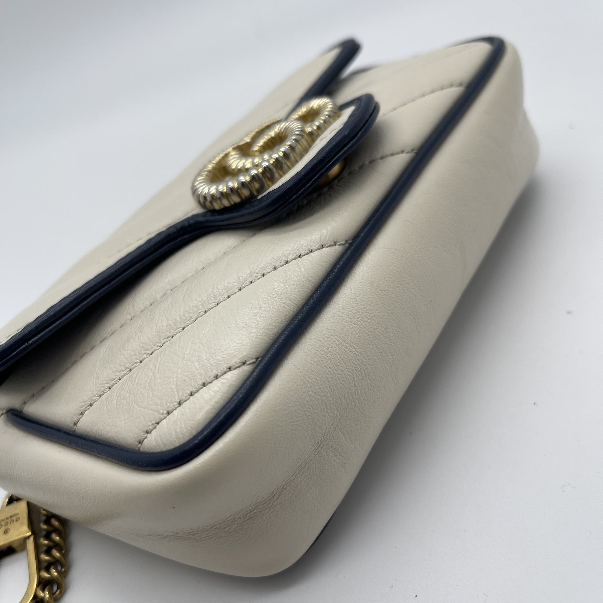 GUCCI GG Marmont Chain Shoulder Bag