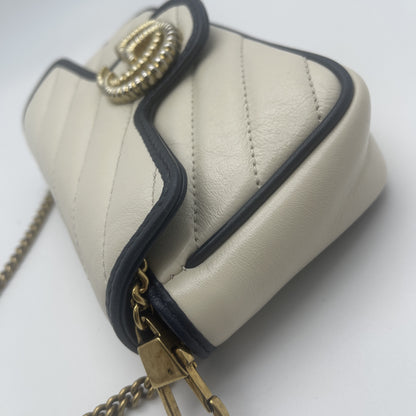 GUCCI GG Marmont Chain Shoulder Bag